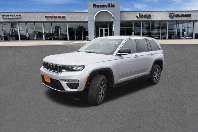 new 2024 Jeep Grand Cherokee car, priced at $40,400