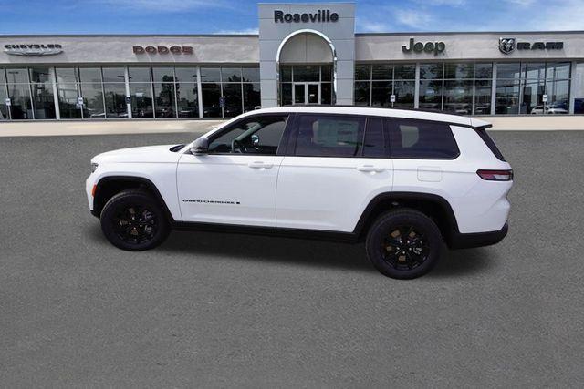 new 2024 Jeep Grand Cherokee L car, priced at $41,711