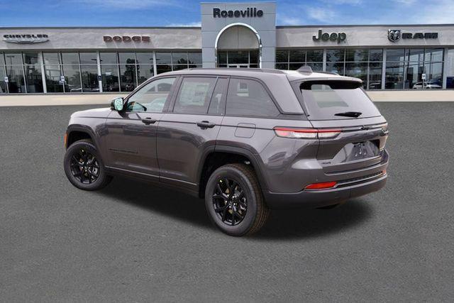 new 2025 Jeep Grand Cherokee car, priced at $40,453