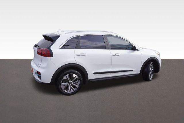 used 2022 Kia Niro EV car, priced at $21,461