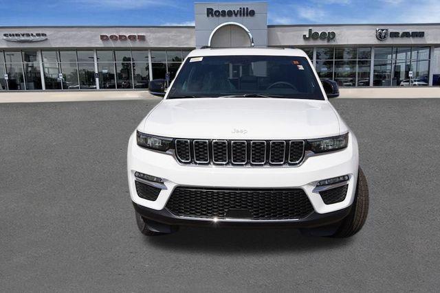 new 2025 Jeep Grand Cherokee car, priced at $43,569
