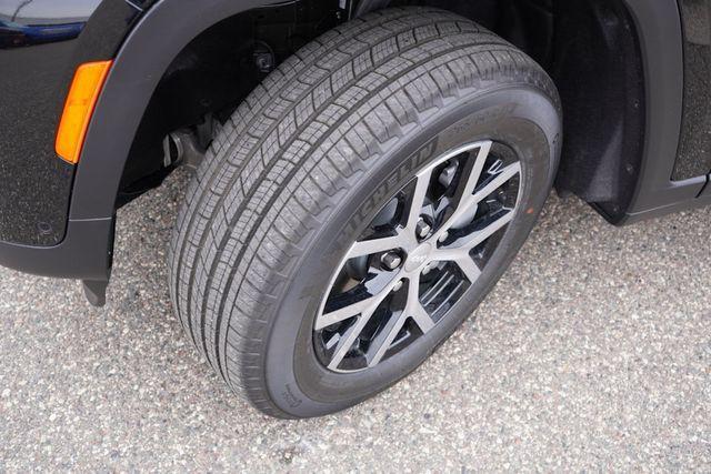 new 2025 Jeep Grand Cherokee car, priced at $48,257