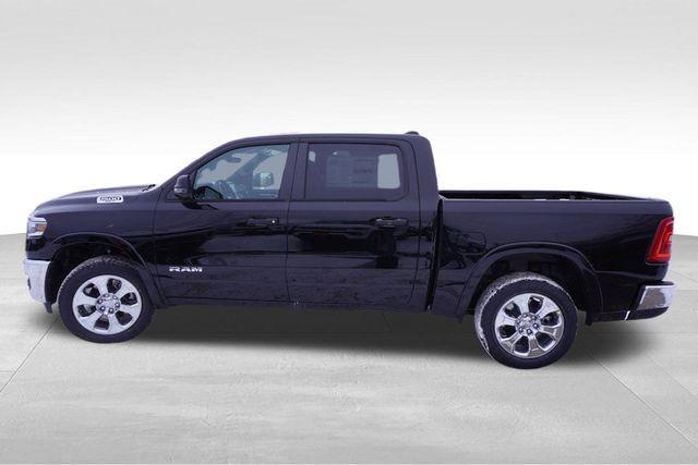 new 2025 Ram 1500 car, priced at $43,234