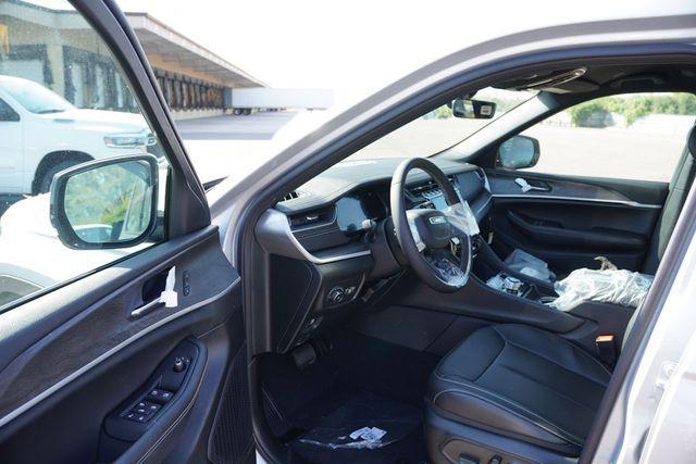 new 2025 Jeep Grand Cherokee L car, priced at $44,174