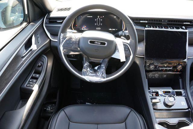 new 2025 Jeep Grand Cherokee L car, priced at $44,174
