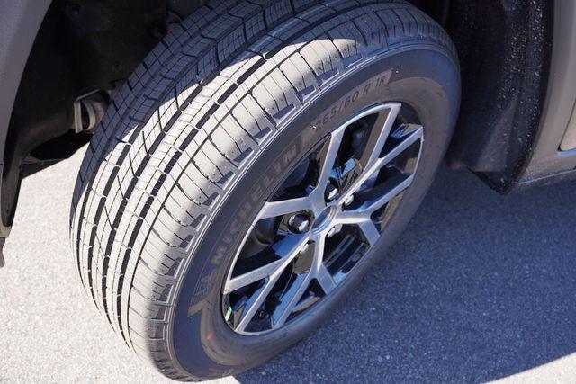 new 2025 Jeep Grand Cherokee L car, priced at $43,224