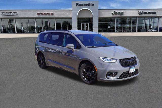 used 2021 Chrysler Pacifica car, priced at $29,883