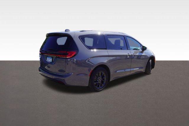 used 2021 Chrysler Pacifica car, priced at $29,883