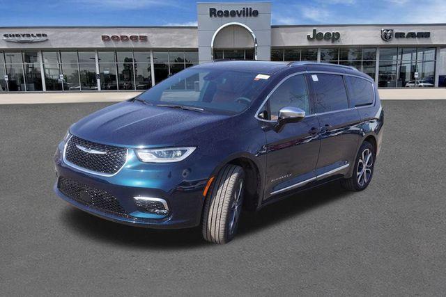 new 2025 Chrysler Pacifica car, priced at $53,229