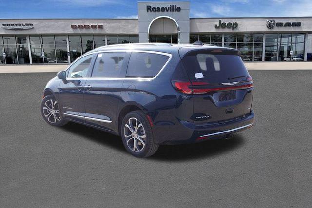 new 2025 Chrysler Pacifica car, priced at $53,229