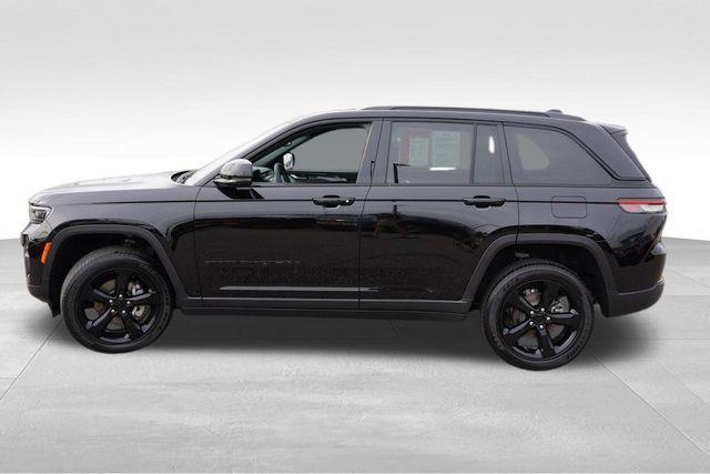 used 2023 Jeep Grand Cherokee car, priced at $31,865