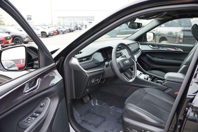 used 2023 Jeep Grand Cherokee car, priced at $31,865