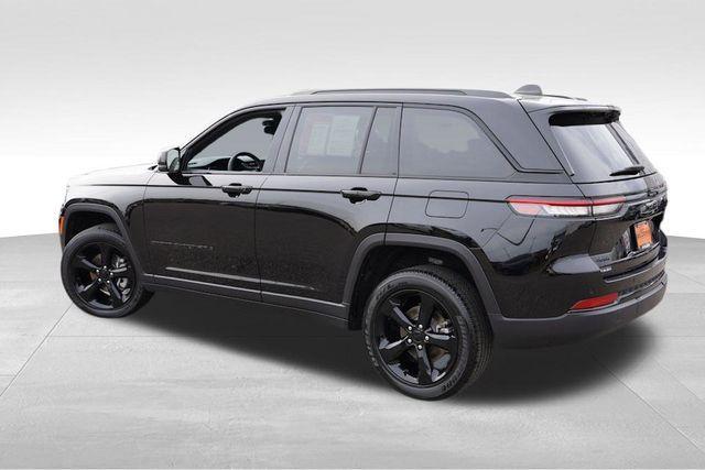 used 2023 Jeep Grand Cherokee car, priced at $31,865