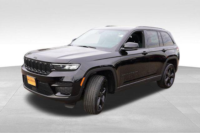 used 2023 Jeep Grand Cherokee car, priced at $31,865
