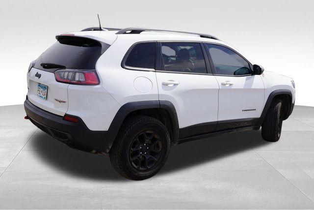 used 2019 Jeep Cherokee car, priced at $17,243