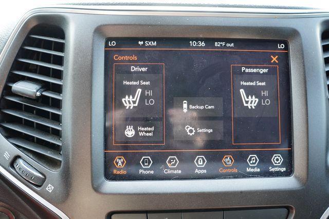 used 2019 Jeep Cherokee car, priced at $17,243