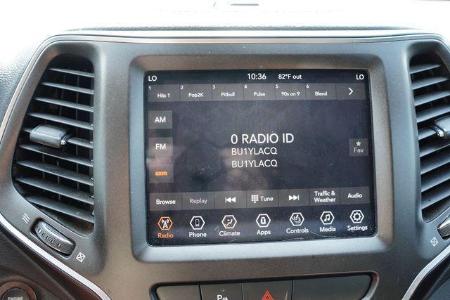 used 2019 Jeep Cherokee car, priced at $17,243