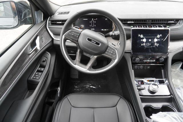 new 2025 Jeep Grand Cherokee L car, priced at $47,221