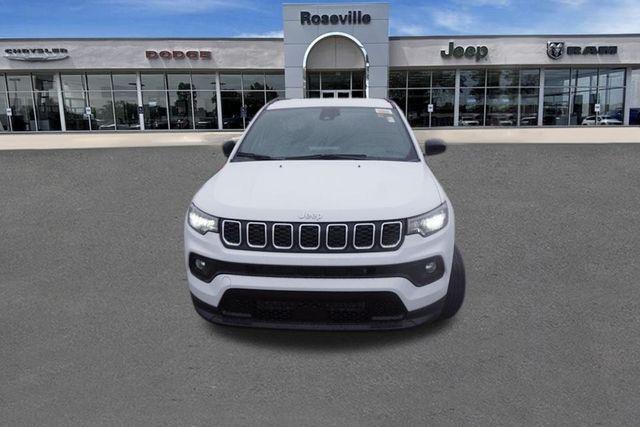 new 2025 Jeep Compass car, priced at $27,043