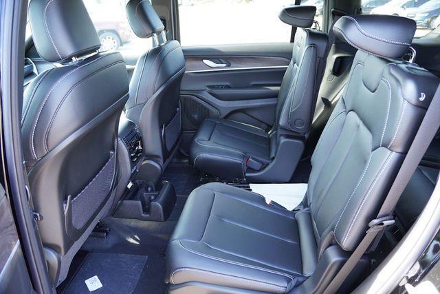 new 2025 Jeep Grand Cherokee L car, priced at $44,053