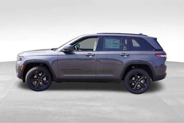new 2025 Jeep Grand Cherokee car, priced at $49,359
