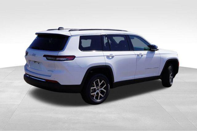 new 2025 Jeep Grand Cherokee L car, priced at $43,476