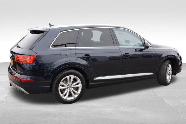 used 2017 Audi Q7 car, priced at $15,343