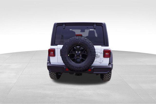 new 2025 Jeep Wrangler car, priced at $43,188