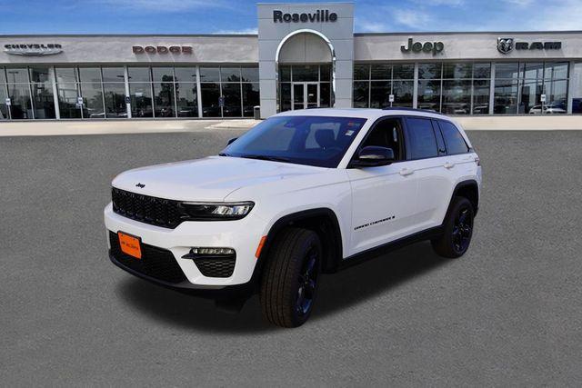 new 2025 Jeep Grand Cherokee car, priced at $45,074