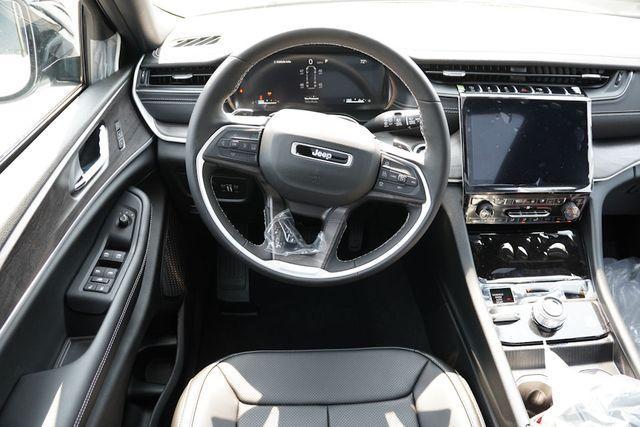new 2025 Jeep Grand Cherokee L car, priced at $46,850