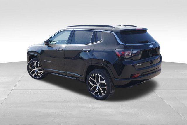 new 2024 Jeep Compass car, priced at $32,477