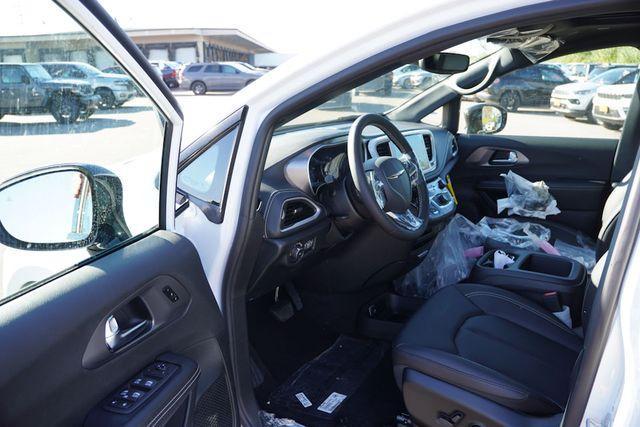 new 2026 Chrysler Pacifica car, priced at $45,415