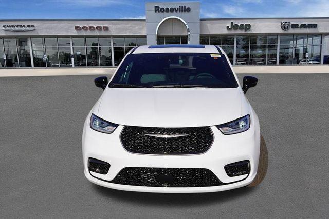 new 2026 Chrysler Pacifica car, priced at $45,415