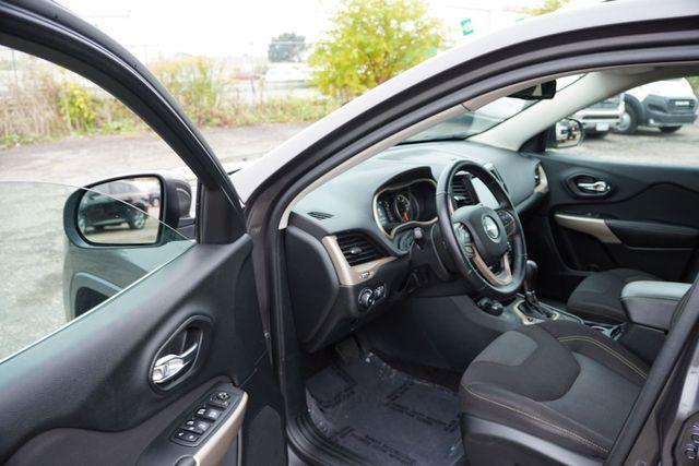 used 2017 Jeep Cherokee car, priced at $13,733