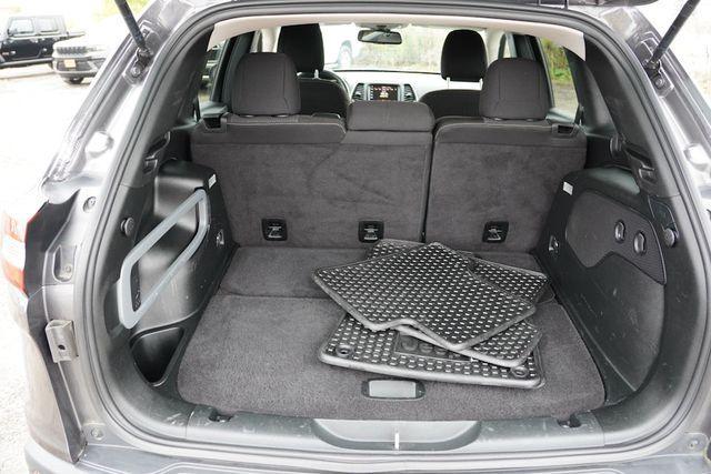 used 2017 Jeep Cherokee car, priced at $13,733