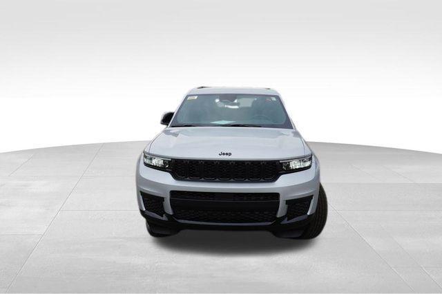 new 2025 Jeep Grand Cherokee L car, priced at $39,268