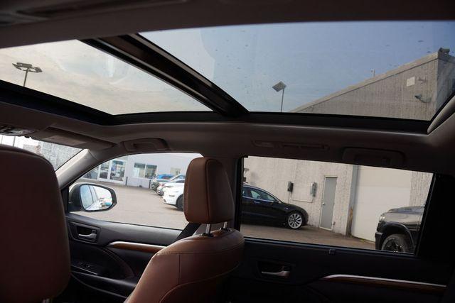 used 2018 Toyota Highlander car, priced at $30,615