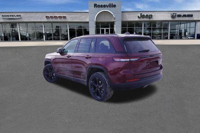 new 2025 Jeep Grand Cherokee car, priced at $43,820