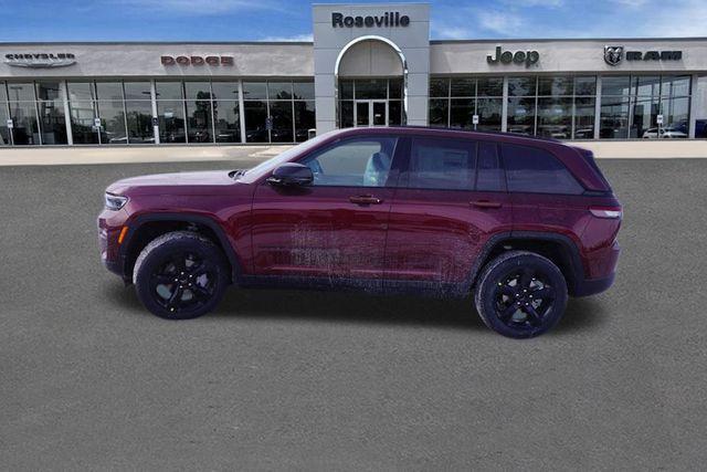 new 2025 Jeep Grand Cherokee car, priced at $43,820