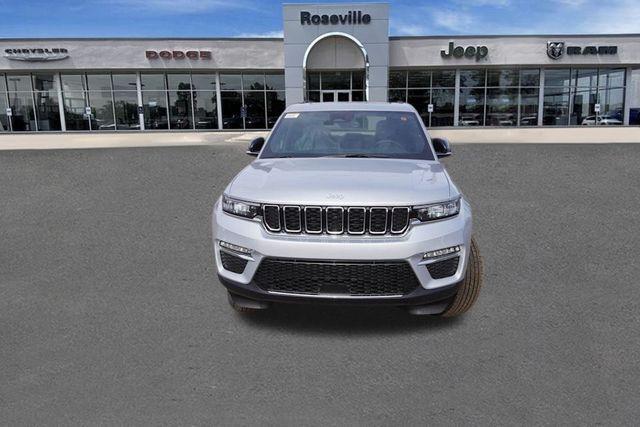 new 2025 Jeep Grand Cherokee car, priced at $44,637