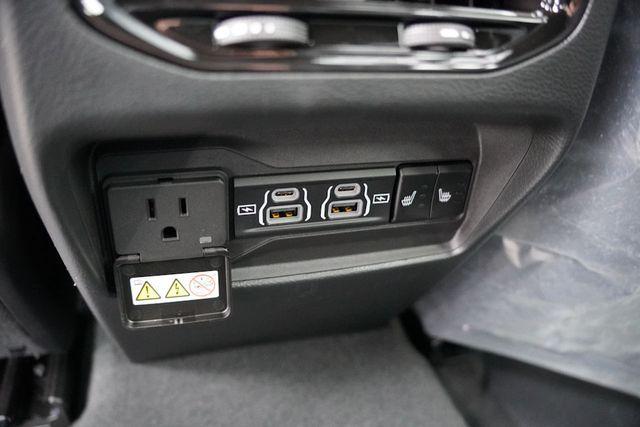 new 2025 Jeep Grand Cherokee car, priced at $44,145