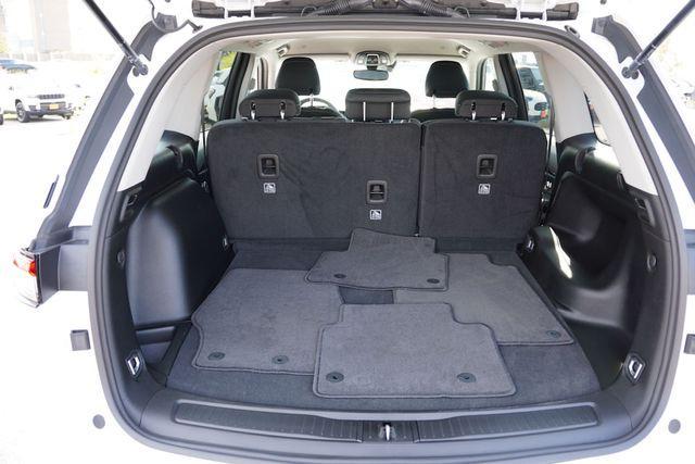 used 2023 Jeep Grand Cherokee car, priced at $29,220