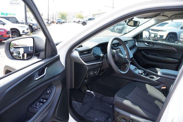 used 2023 Jeep Grand Cherokee car, priced at $29,220