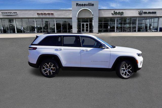 new 2025 Jeep Grand Cherokee car, priced at $46,239
