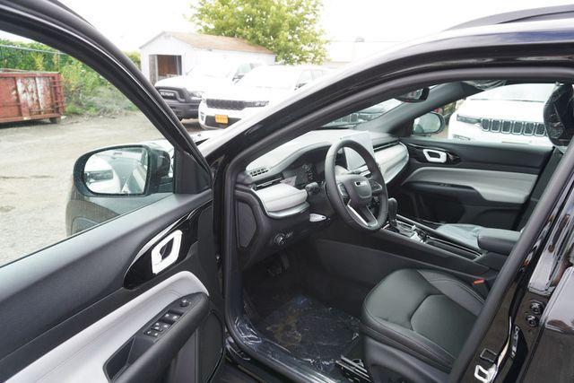 new 2025 Jeep Compass car, priced at $29,375