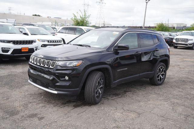 new 2025 Jeep Compass car, priced at $29,375