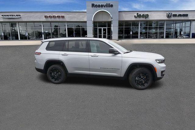 new 2024 Jeep Grand Cherokee L car, priced at $44,452