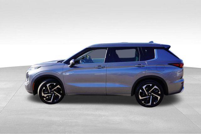 used 2023 Mitsubishi Outlander PHEV car, priced at $30,887