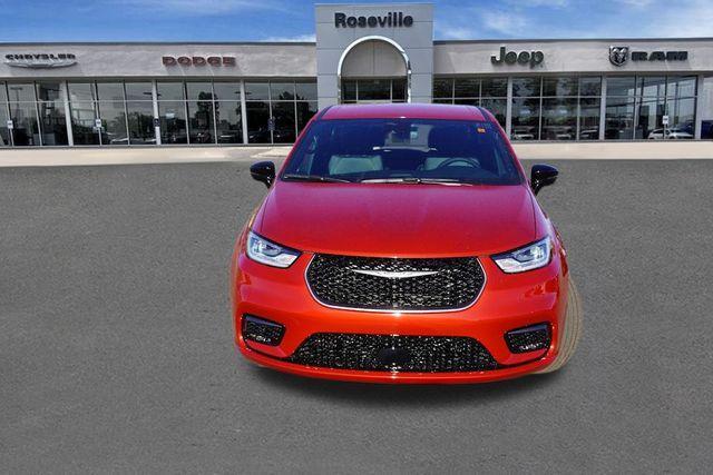 new 2026 Chrysler Pacifica car, priced at $44,197