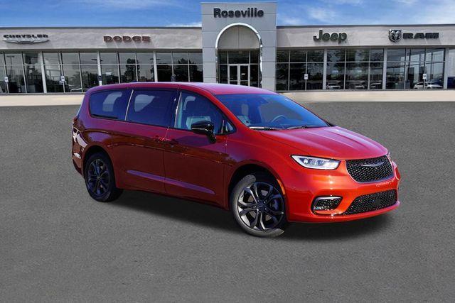 new 2026 Chrysler Pacifica car, priced at $44,197